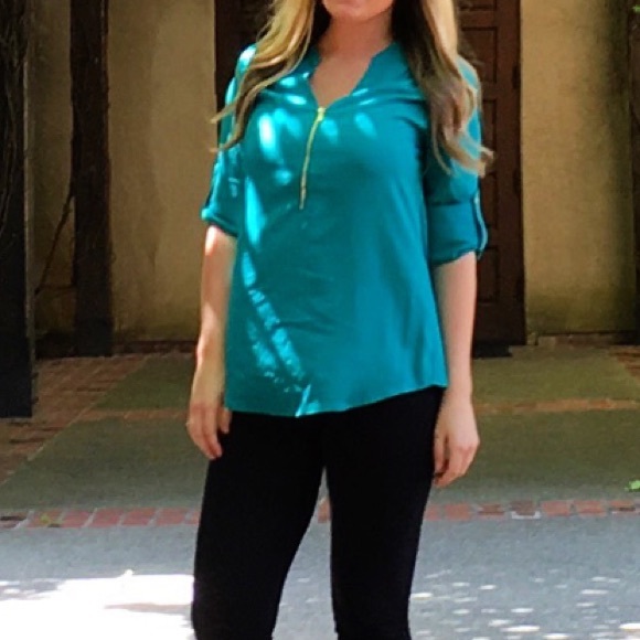 Tops - Calvin Klein Blouse